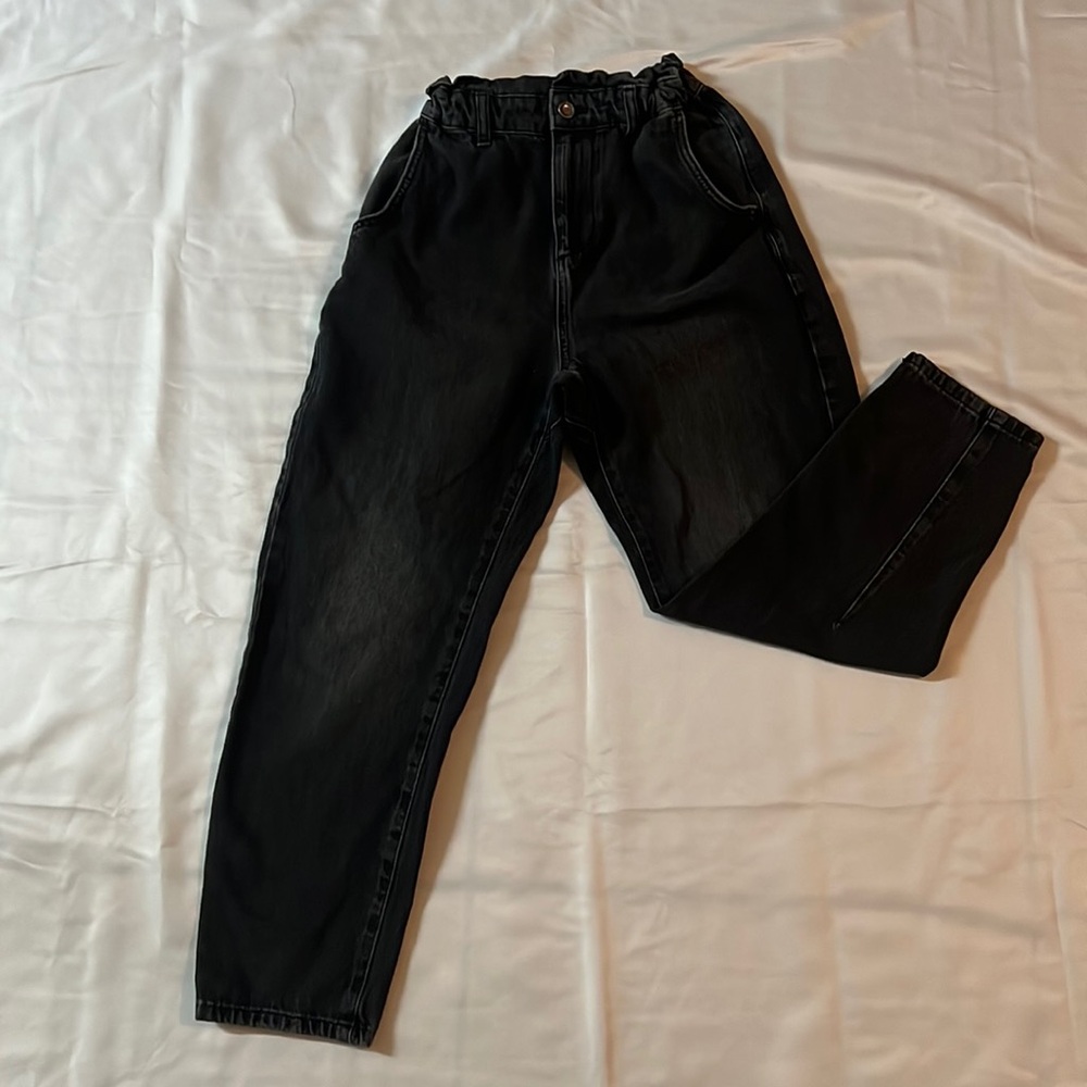 Zara elastic waist black denim. Size 0